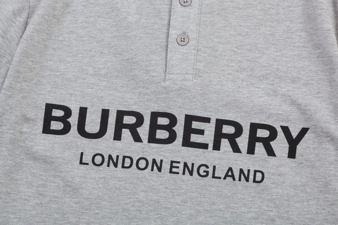 BURBERRY Classic Lo GO ， Retro Same Style Polo Versatile : Gray Size：M-2XL
